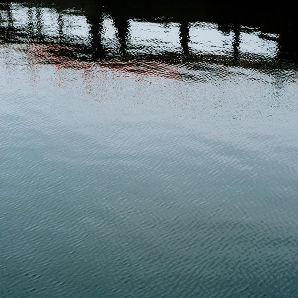 Abstract image of gentle air waves representing breath.